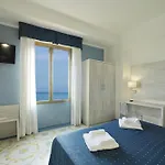 Delfino Hotel 3*