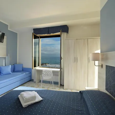 Delfino 3* Laigueglia