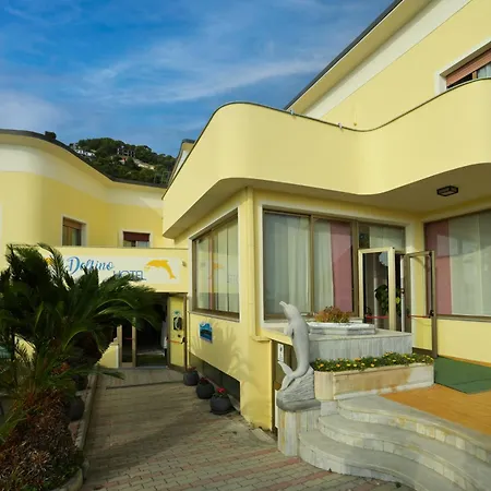 Delfino Hotel