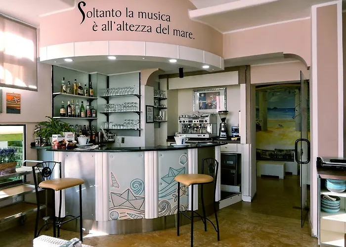 Delfino 3*